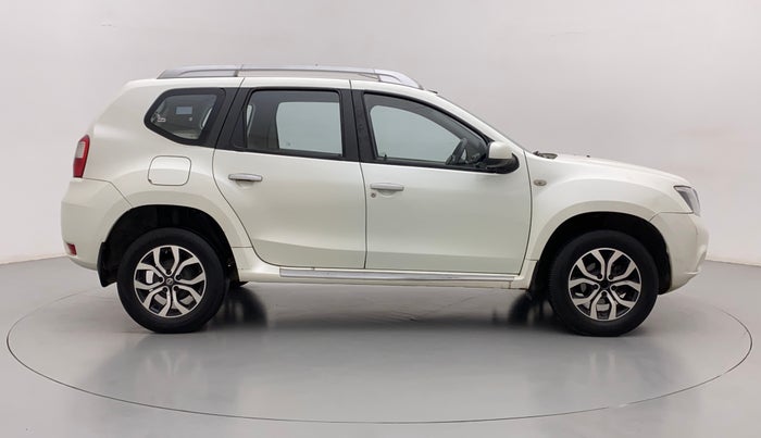 2014 Nissan Terrano XV D THP 110 PS, Diesel, Manual, 1,12,051 km, Right Side View