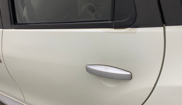 2014 Nissan Terrano XV D THP 110 PS, Diesel, Manual, 1,12,051 km, Rear left door - Paint has faded