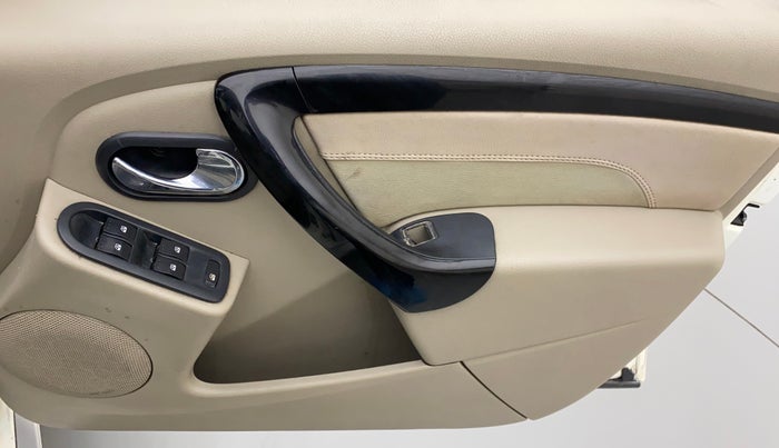 2014 Nissan Terrano XV D THP 110 PS, Diesel, Manual, 1,12,051 km, Driver Side Door Panels Control