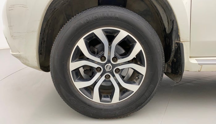 2014 Nissan Terrano XV D THP 110 PS, Diesel, Manual, 1,12,051 km, Left Front Wheel