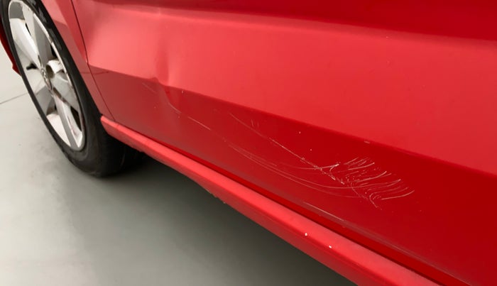 2017 Skoda Rapid AMBITION 1.6 MPI MT, Petrol, Manual, 1,01,424 km, Front passenger door - Minor scratches