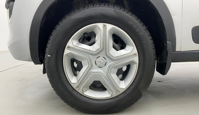 2018 Tata NEXON XMA 1.5, Diesel, Automatic, 94,046 km, Left Front Wheel