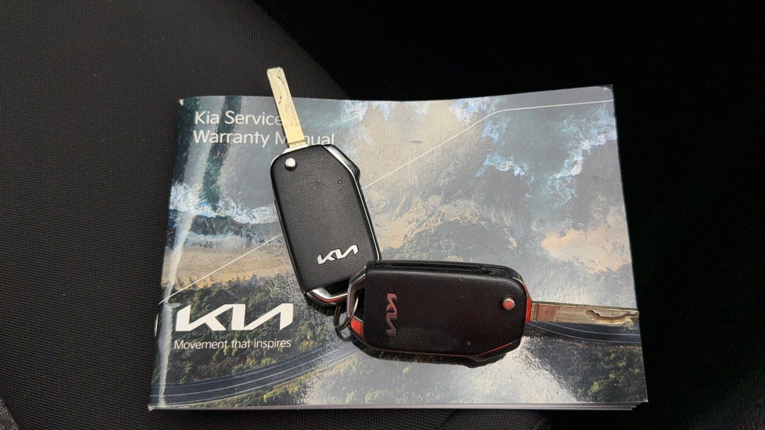 2021 Kia Sportage S (AWD), Automatic, 105519 km, Key Close-up