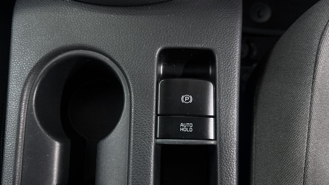 2021 Kia Seltos S (FWD) With Safety Pack, Automatic, 69377 km, Handbrake