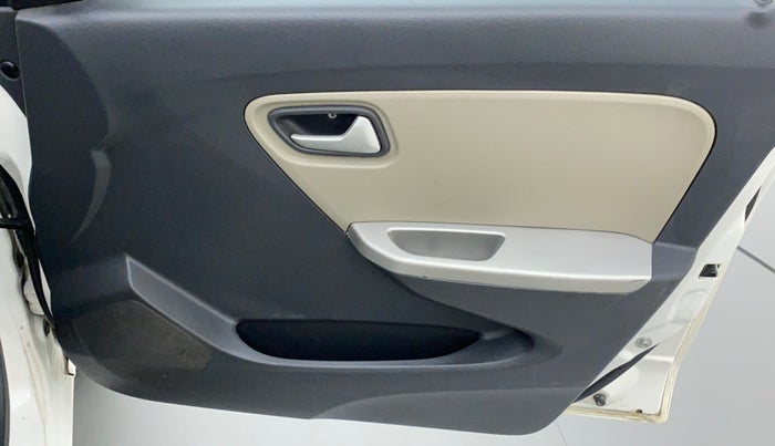 2018 Maruti Alto K10 VXI P, Petrol, Manual, 33,534 km, Driver Side Door Panels Control