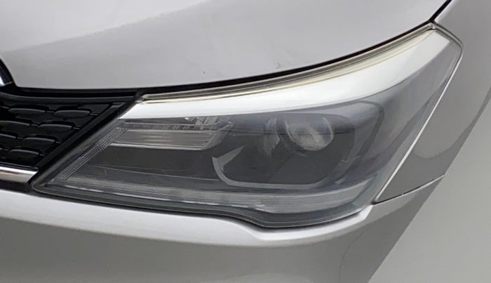 2019 Maruti Ciaz ALPHA  AT 1.5 SHVS PETROL, Petrol, Automatic, 45,144 km, Left headlight - Minor scratches