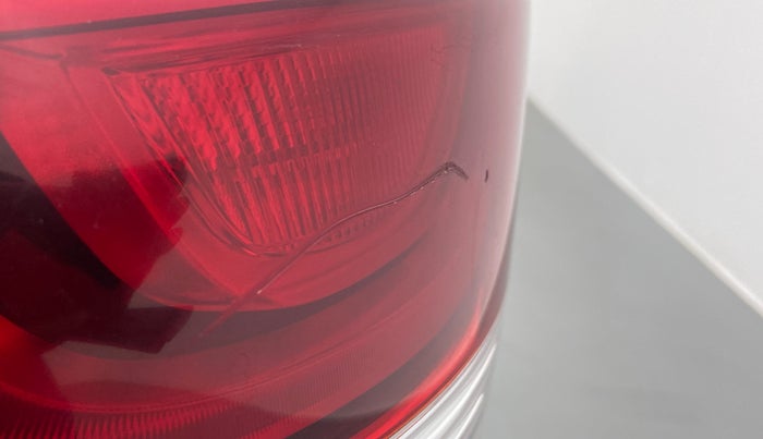 2017 Hyundai Elite i20 ASTA 1.2 (O), Petrol, Manual, 37,172 km, Left tail light - Minor scratches