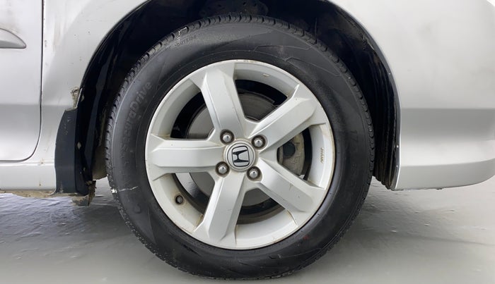2011 Honda City V AT, Petrol, Automatic, 78,231 km, Right Front Wheel
