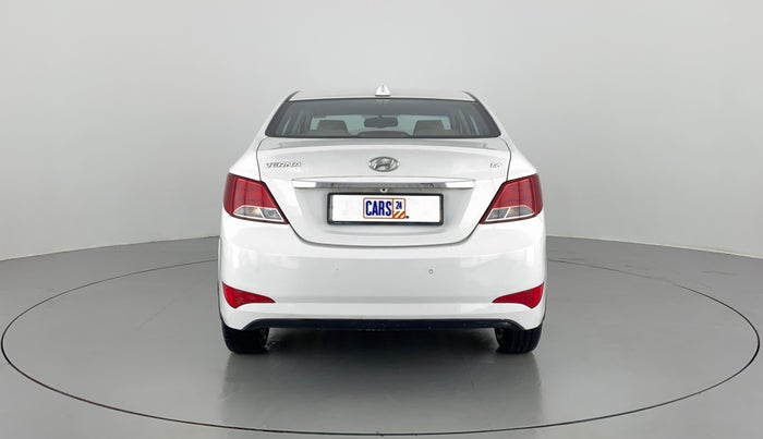 2016 Hyundai Verna FLUIDIC 1.6 VTVT S AT, Petrol, Automatic, 38,026 km, Back/Rear