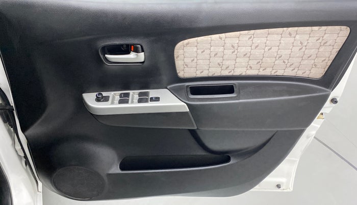 2016 Maruti Wagon R 1.0 VXI, Petrol, Manual, 36,954 km, Driver Side Door Panels Control