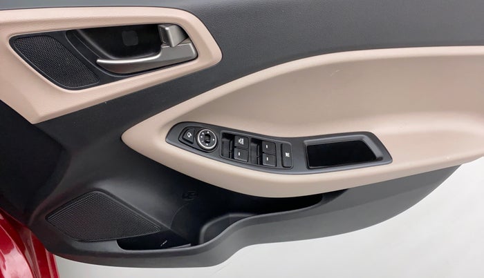2017 Hyundai Elite i20 SPORTZ 1.2, Petrol, Manual, 20,038 km, Driver Side Door Panels Control