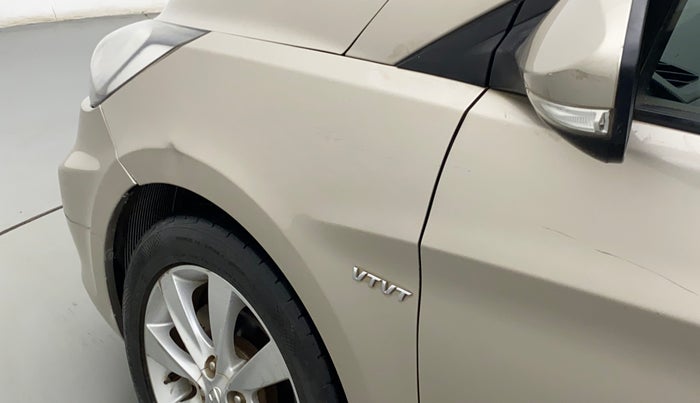 2011 Hyundai Verna FLUIDIC 1.6 SX VTVT, Petrol, Manual, 77,170 km, Left fender - Slightly dented