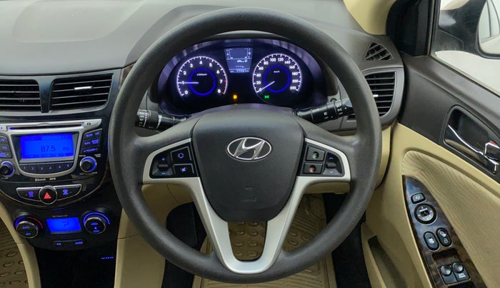 2011 Hyundai Verna FLUIDIC 1.6 SX VTVT, Petrol, Manual, 77,170 km, Steering Wheel Close Up