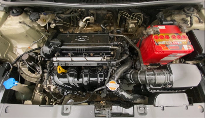 2011 Hyundai Verna FLUIDIC 1.6 SX VTVT, Petrol, Manual, 77,170 km, Open Bonet