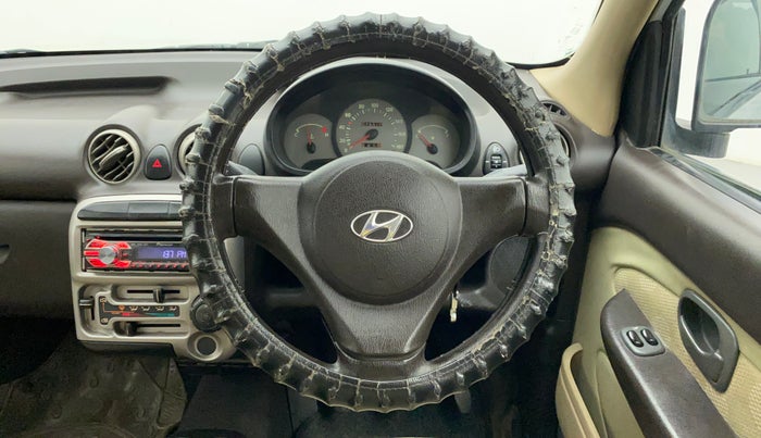 2013 Hyundai Santro Xing GL PLUS, Petrol, Manual, 79,424 km, Steering Wheel Close Up