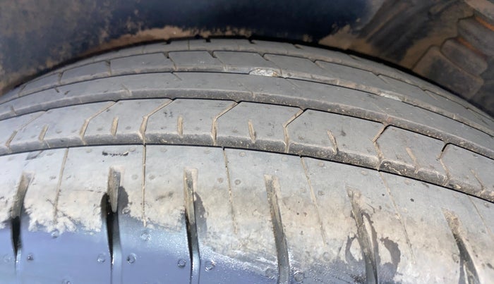 2019 KIA SELTOS HTX 1.5 PETROL, Petrol, Manual, 41,544 km, Left Rear Tyre Tread