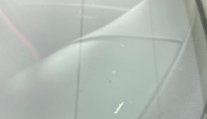 2013 Maruti Swift VDI, Diesel, Manual, 84,878 km, Front windshield - Minor spot on windshield
