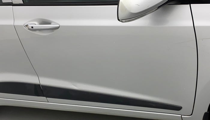 2017 Hyundai Grand i10 ASTA 1.2 KAPPA VTVT, CNG, Manual, 52,840 km, Driver-side door - Minor scratches