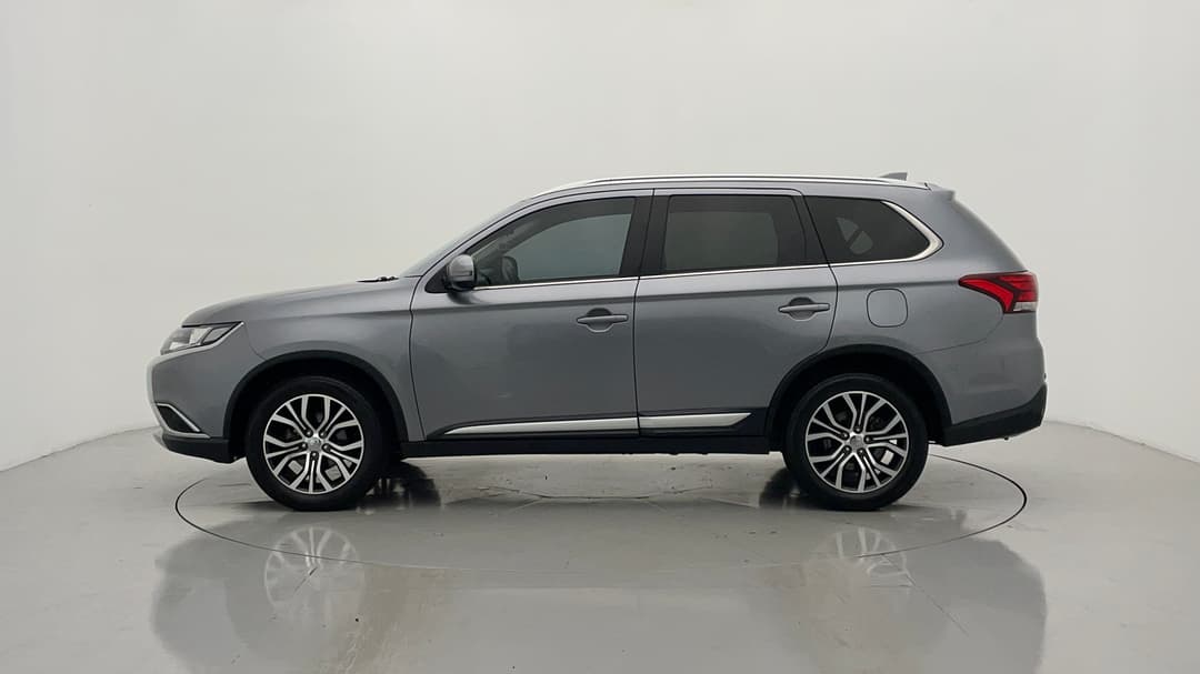 2017 Mitsubishi Outlander Ls Safety Pack (4x4) 7 Seats, Automatic, 111055 km, Left Side View