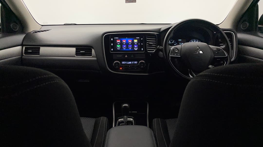 2017 Mitsubishi Outlander Ls Safety Pack (4x4) 7 Seats, Automatic, 111055 km, Dashboard View