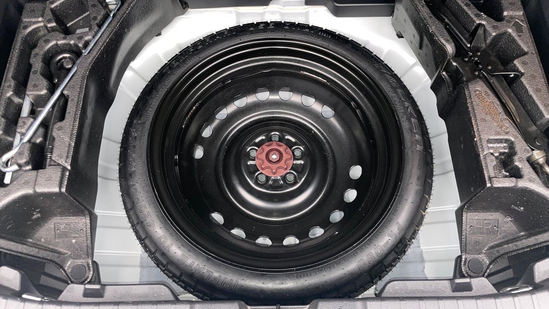 2022 Toyota Corolla Sx Hybrid, Automatic, 36608 km, Spare Wheel