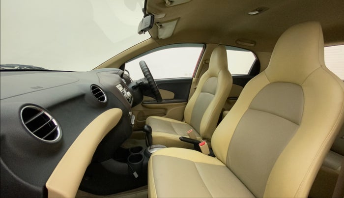 2014 Honda Brio VX AT, Petrol, Automatic, 93,107 km, Right Side Front Door Cabin