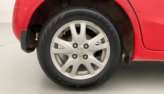2014 Honda Brio VX AT, Petrol, Automatic, 93,107 km, Right Rear Wheel