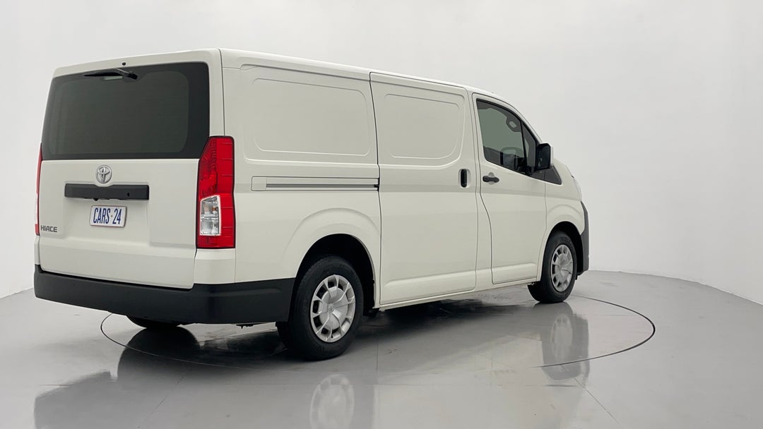 Right Back Diagonal (45- Degree) View