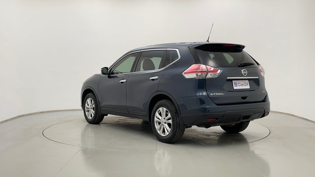 Left Back Diagonal (45- Degree) View