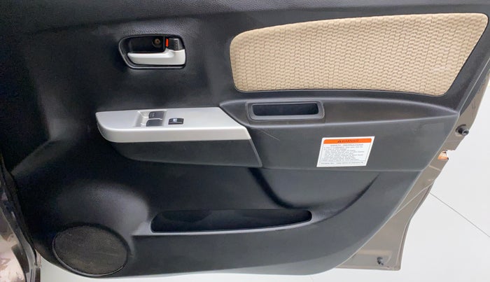 2018 Maruti Wagon R 1.0 LXI CNG, CNG, Manual, 15,299 km, Driver Side Door Panels Control