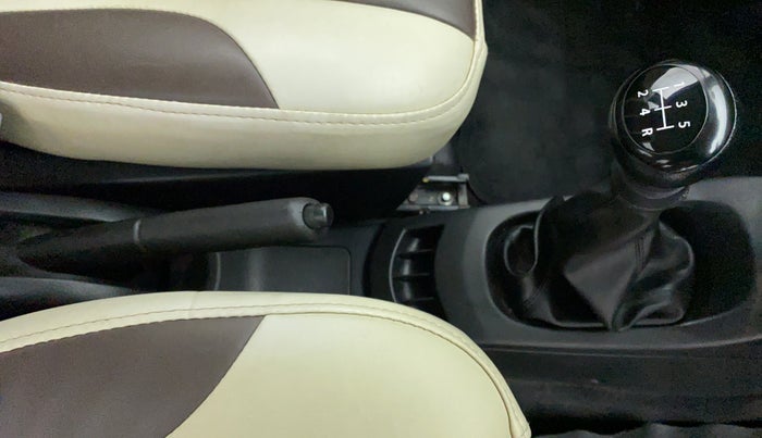 2018 Maruti Wagon R 1.0 LXI CNG, CNG, Manual, 15,299 km, Gear Lever