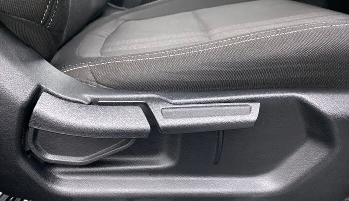 2019 Hyundai VENUE 1.0 TURBO GDI SX+ AT, Petrol, Automatic, 14,339 km, Driver Side Adjustment Panel