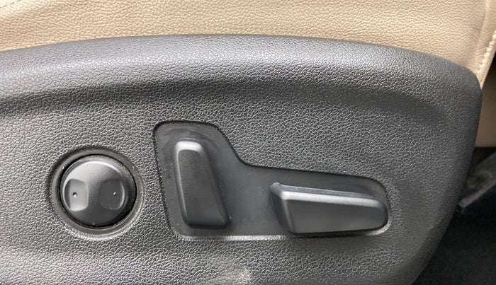 2018 Hyundai Tucson GLS 2WD AT PETROL, Petrol, Automatic, 62,523 km, Electrically Adjustable Driver's Seat