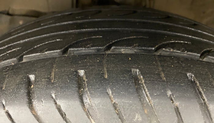 2014 Honda City V MT DIESEL, Diesel, Manual, 96,314 km, Left Front Tyre Tread