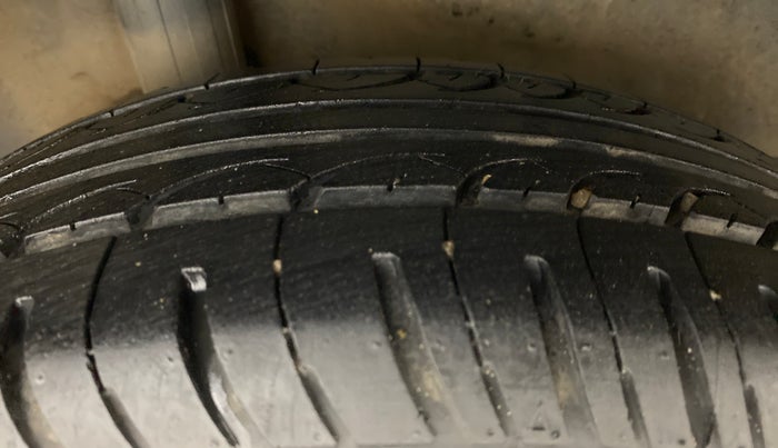 2014 Honda City V MT DIESEL, Diesel, Manual, 96,314 km, Right Rear Tyre Tread