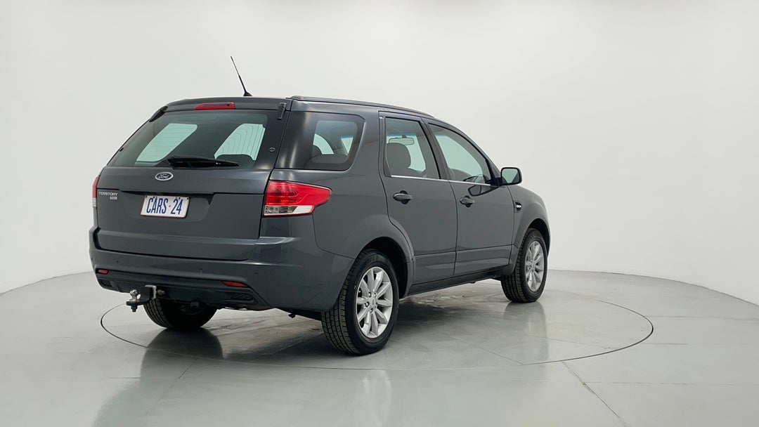 Right Back Diagonal (45- Degree) View