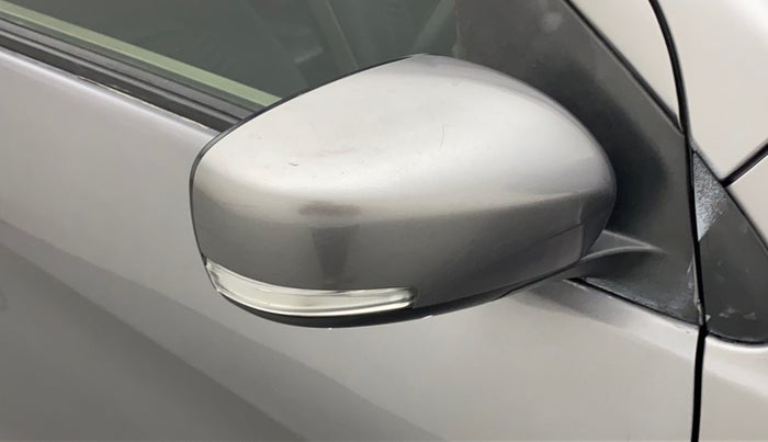 2016 Maruti Celerio ZXI AMT, Petrol, Automatic, 22,761 km, Right rear-view mirror - Mirror motor not working
