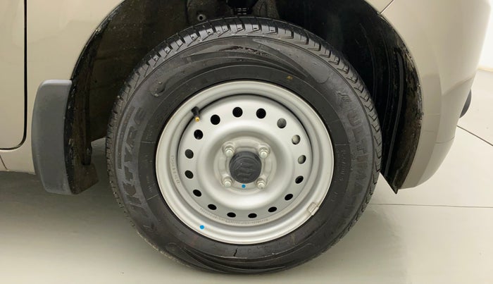 2023 Maruti New Wagon-R LXI 1.0, Petrol, Manual, 2,428 km, Right Front Wheel