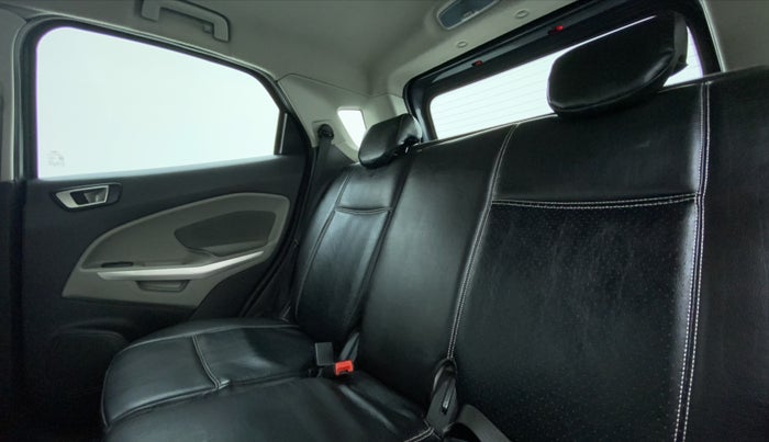 2017 Ford Ecosport 1.5 TITANIUM TI VCT, Petrol, Manual, 82,138 km, Right Side Rear Door Cabin