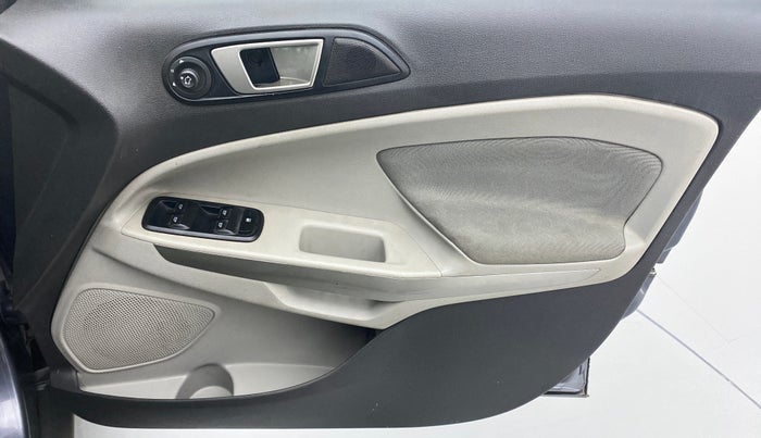 2017 Ford Ecosport 1.5 TITANIUM TI VCT, Petrol, Manual, 82,138 km, Driver Side Door Panels Control