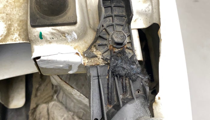2020 Renault TRIBER RXZ, Petrol, Manual, 77,180 km, Left headlight - Clamp has minor damage