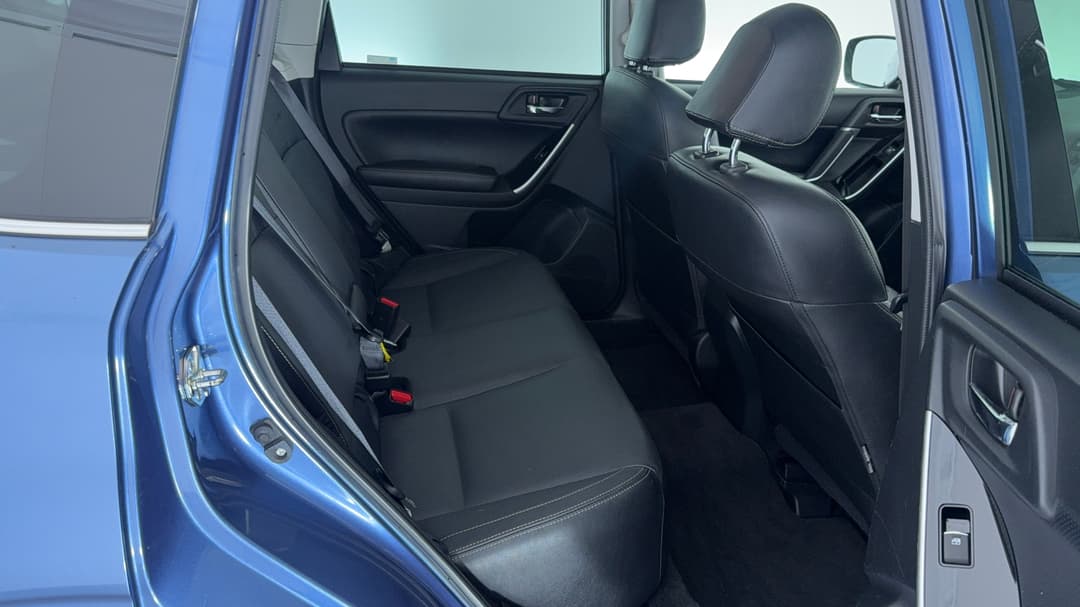 2018 Subaru Forester 2.5i-s, Automatic, 77243 km, Right Side Rear Door Cabin View