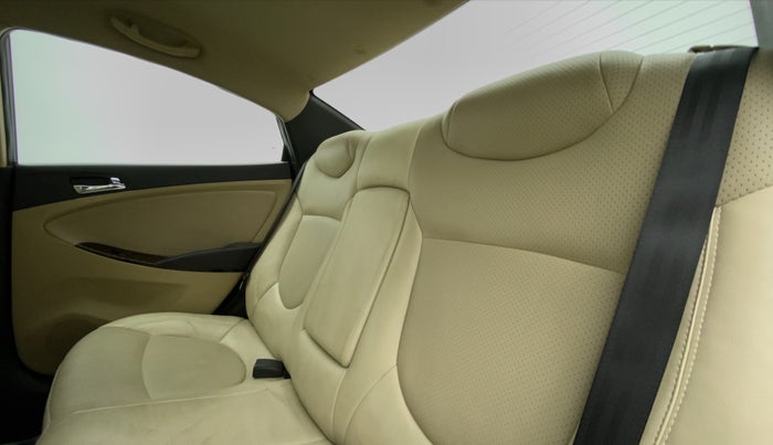 2013 Hyundai Verna FLUIDIC 1.6 EX VTVT AT, Petrol, Automatic, 92,258 km, Right Side Rear Door Cabin