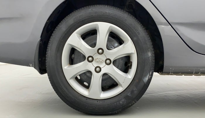 2013 Hyundai Verna FLUIDIC 1.6 EX VTVT AT, Petrol, Automatic, 92,258 km, Right Rear Wheel