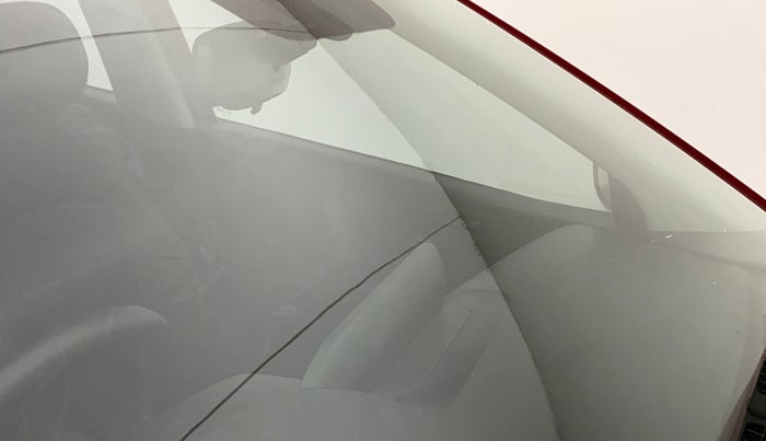 2022 Hyundai NEW I20 ASTA (O) 1.5 CRDI MT, Diesel, Manual, 22,805 km, Front windshield - Minor spot on windshield