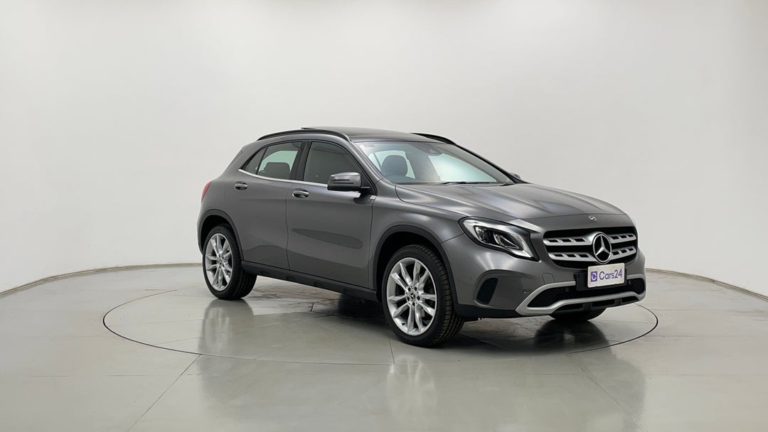 Right Front Diagonal (45- Degree) View