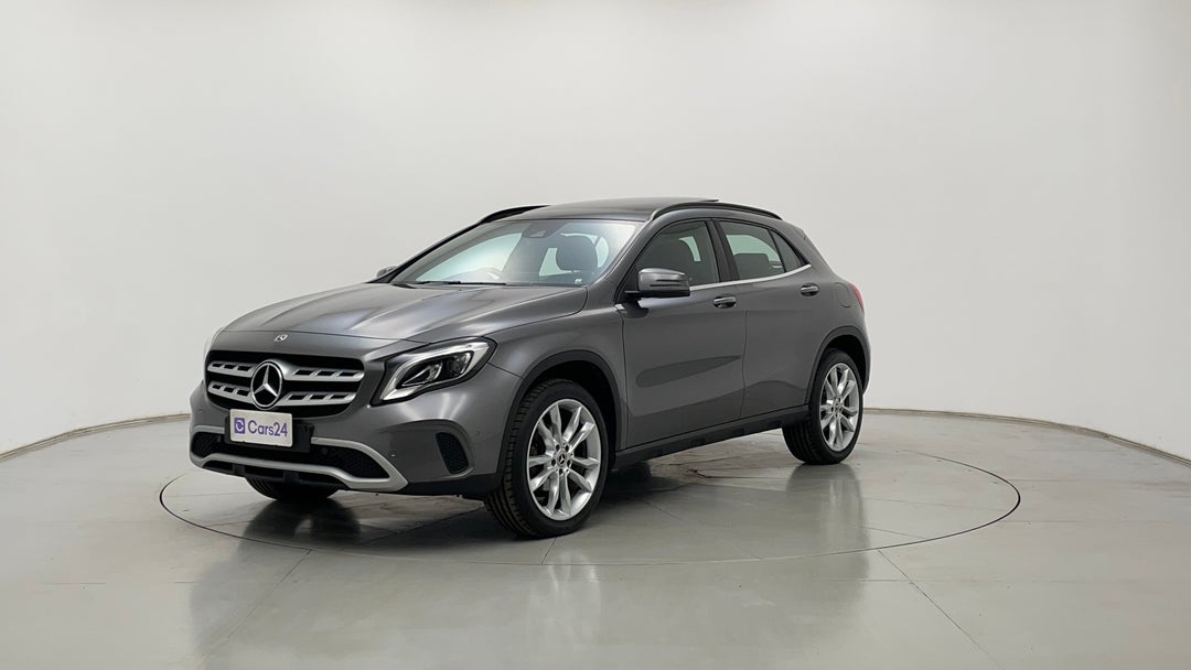 Left Front Diagonal (45- Degree) View