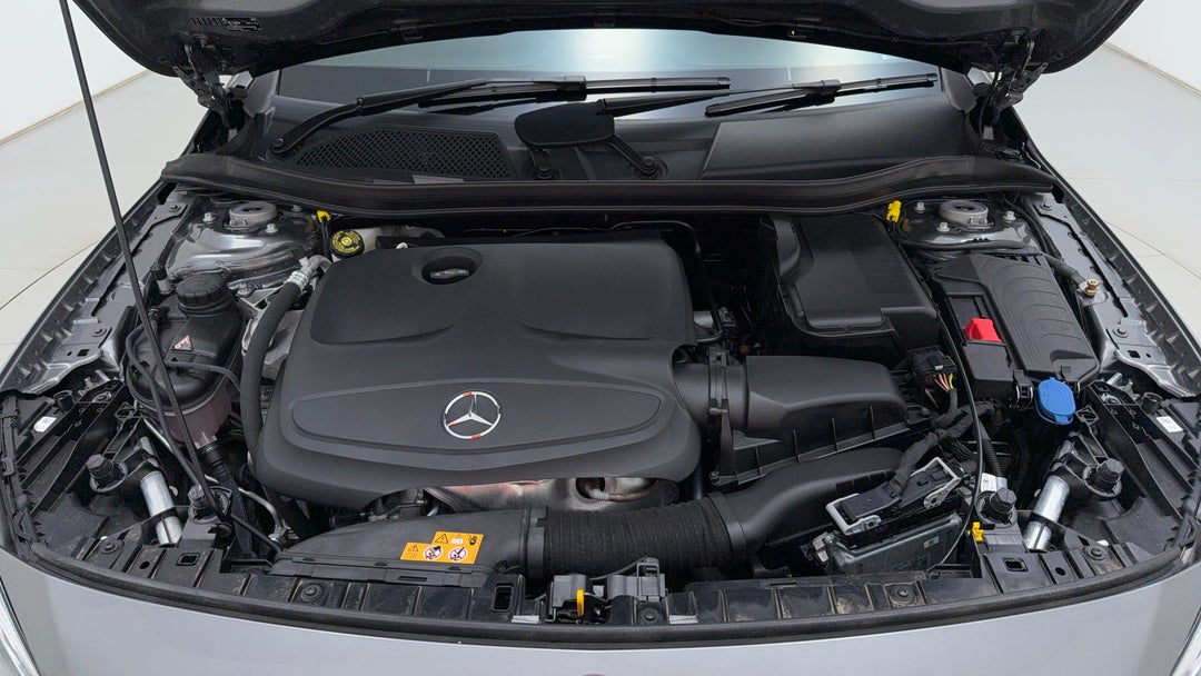 Open Bonnet (Engine)