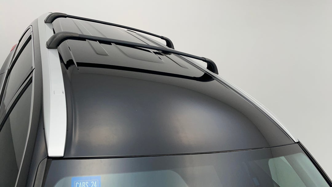Roof/Sunroof View