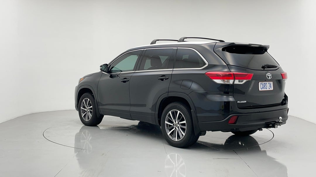 Left Back Diagonal (45- Degree) View